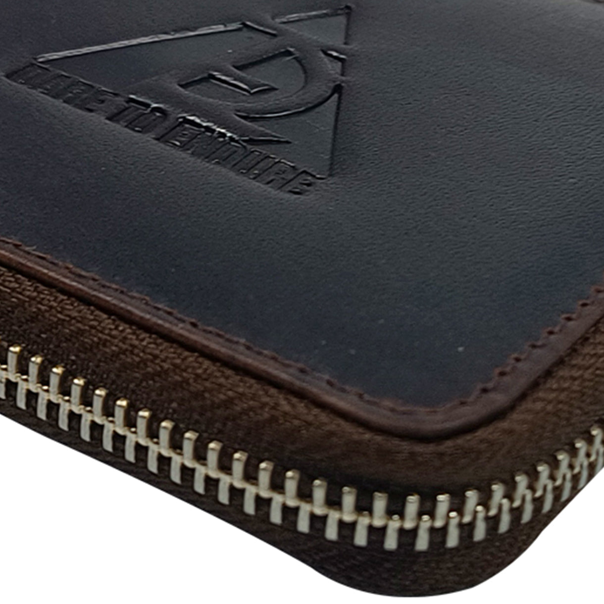 Leather-Dark-brown-zipper-wallet-detail